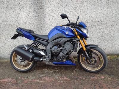 Yamaha FZ8 (2010 - 12) usata