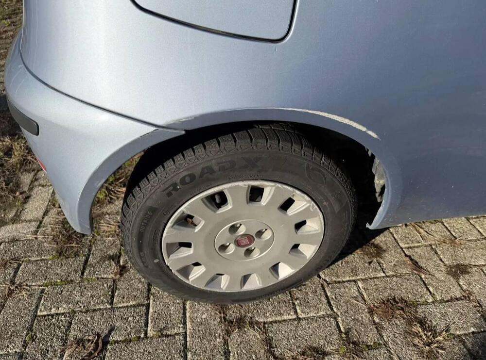 Fiat Punto usata a Monza e Brianza (9)