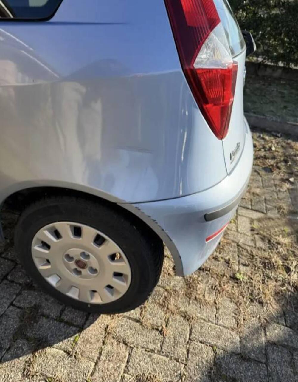 Fiat Punto usata a Monza e Brianza (12)
