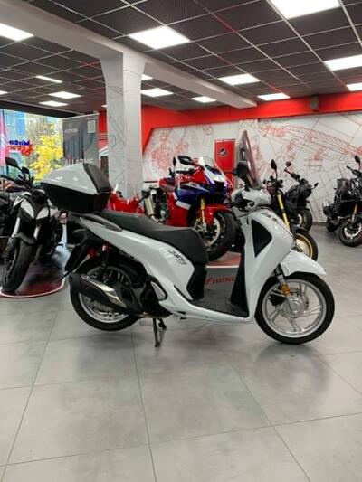 Honda SH 150 i (2017 - 19) usata