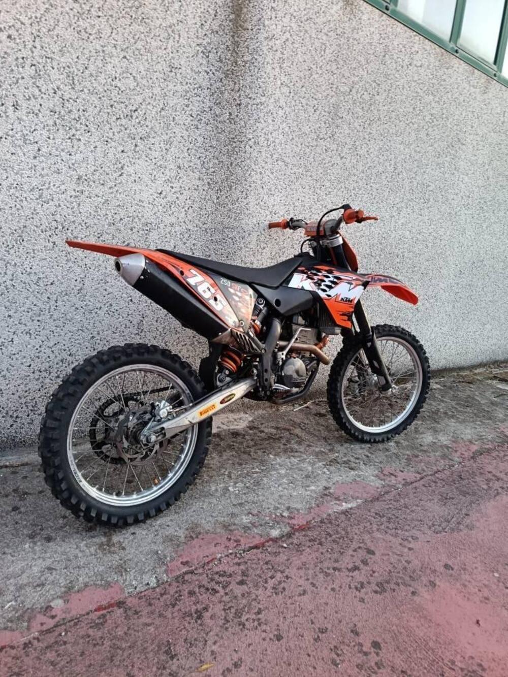 KTM 250 SX-F (2008) (3)