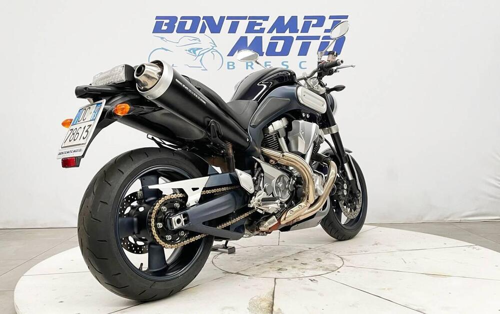 Yamaha MT-01 (2005- 11) (18)