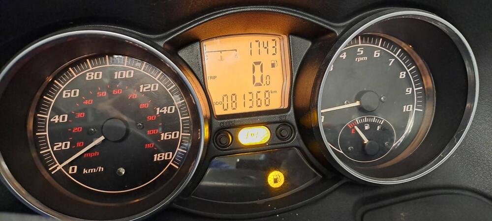 Piaggio MP3 400 i.e. (2010 - 11) (4)