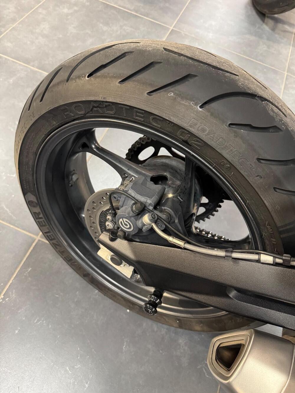 Triumph Street Triple 765 R (2023 - 26) (7)