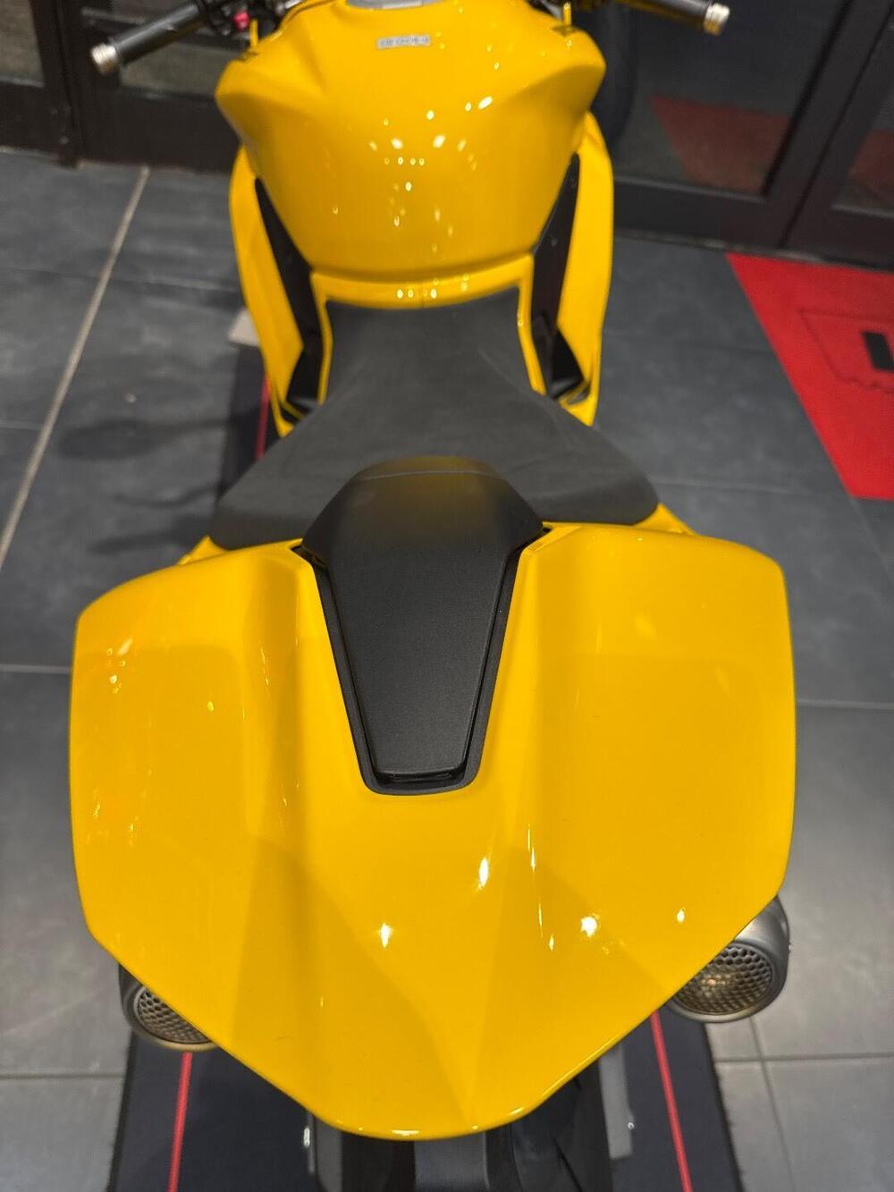 Ducati Panigale V2 S (2025 - 26) (3)