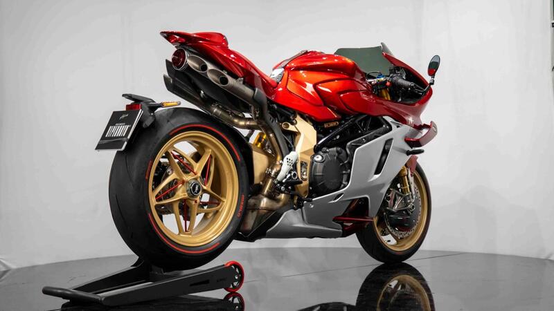 MV Agusta Superveloce 1000 Serie Oro (2024 - 26) (7)