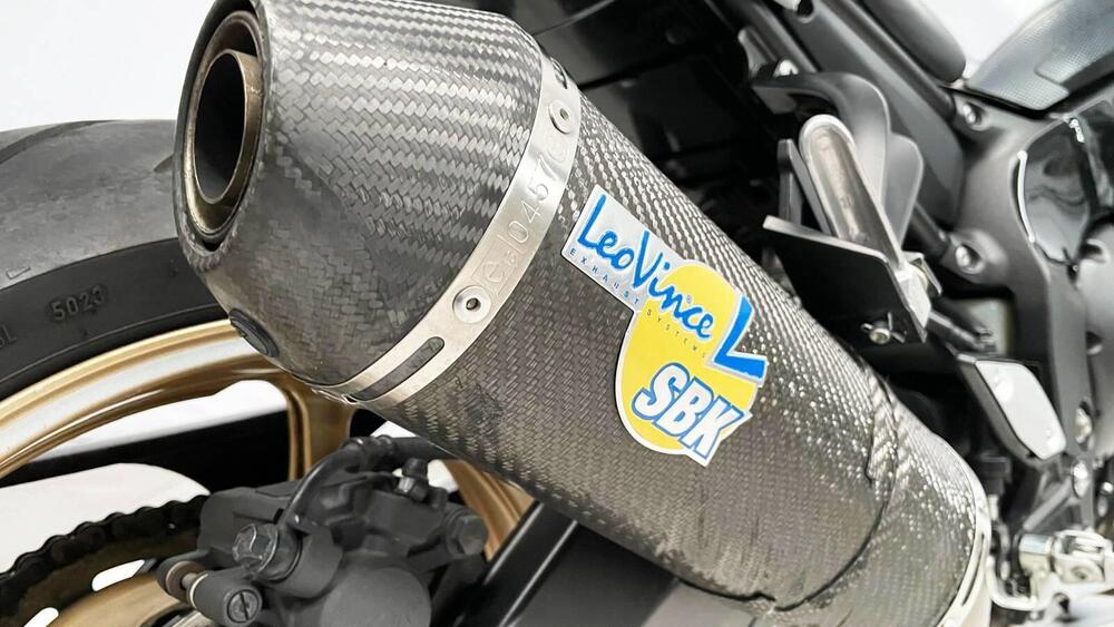 Yamaha FZ8 (2010 - 12) (16)