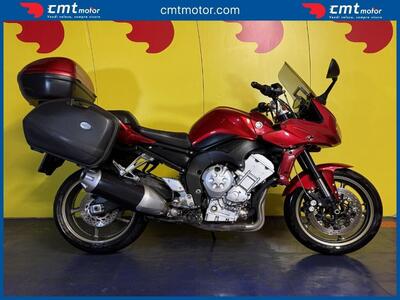Yamaha FZ1 Fazer (2006 - 16) usata