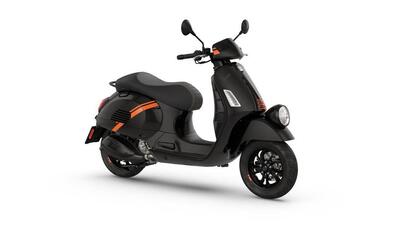 Vespa GTV 300 Hpe (2023 - 25) nuova