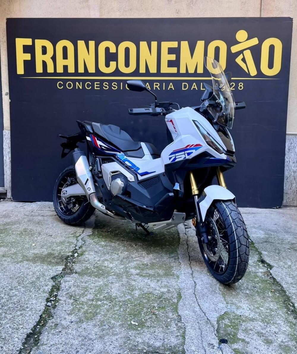 Honda X-ADV 750 Special Edition (2026) (3)