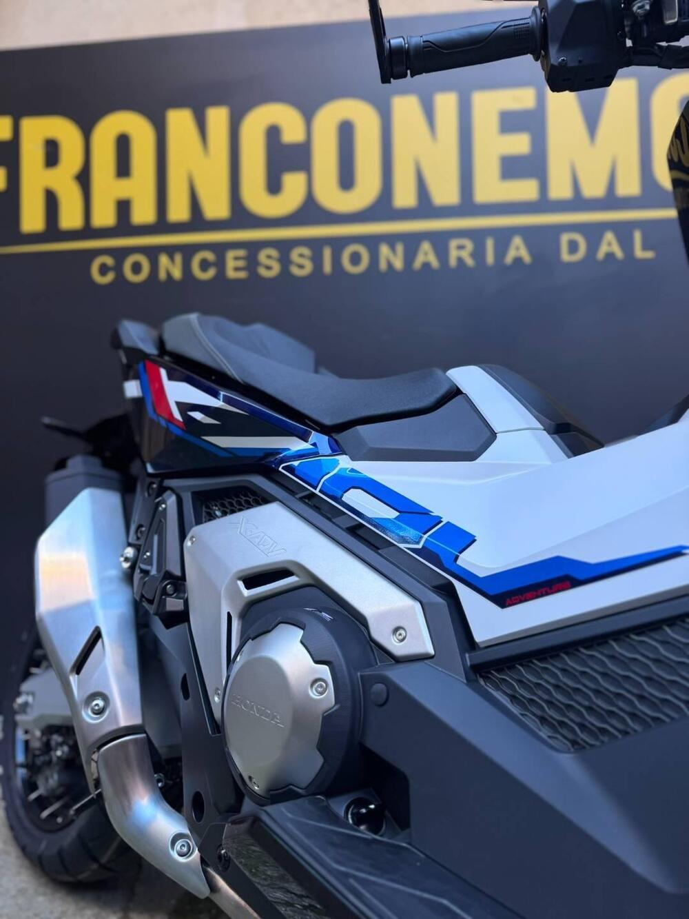 Honda X-ADV 750 Special Edition (2026) (5)