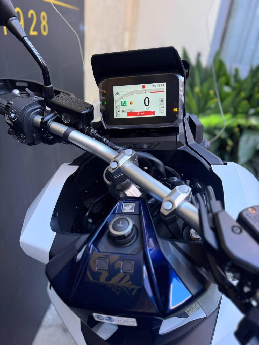 Honda X-ADV 750 Special Edition (2026) (8)