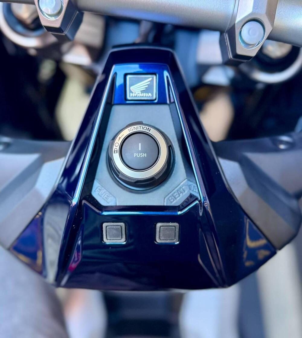 Honda X-ADV 750 Special Edition (2026) (20)