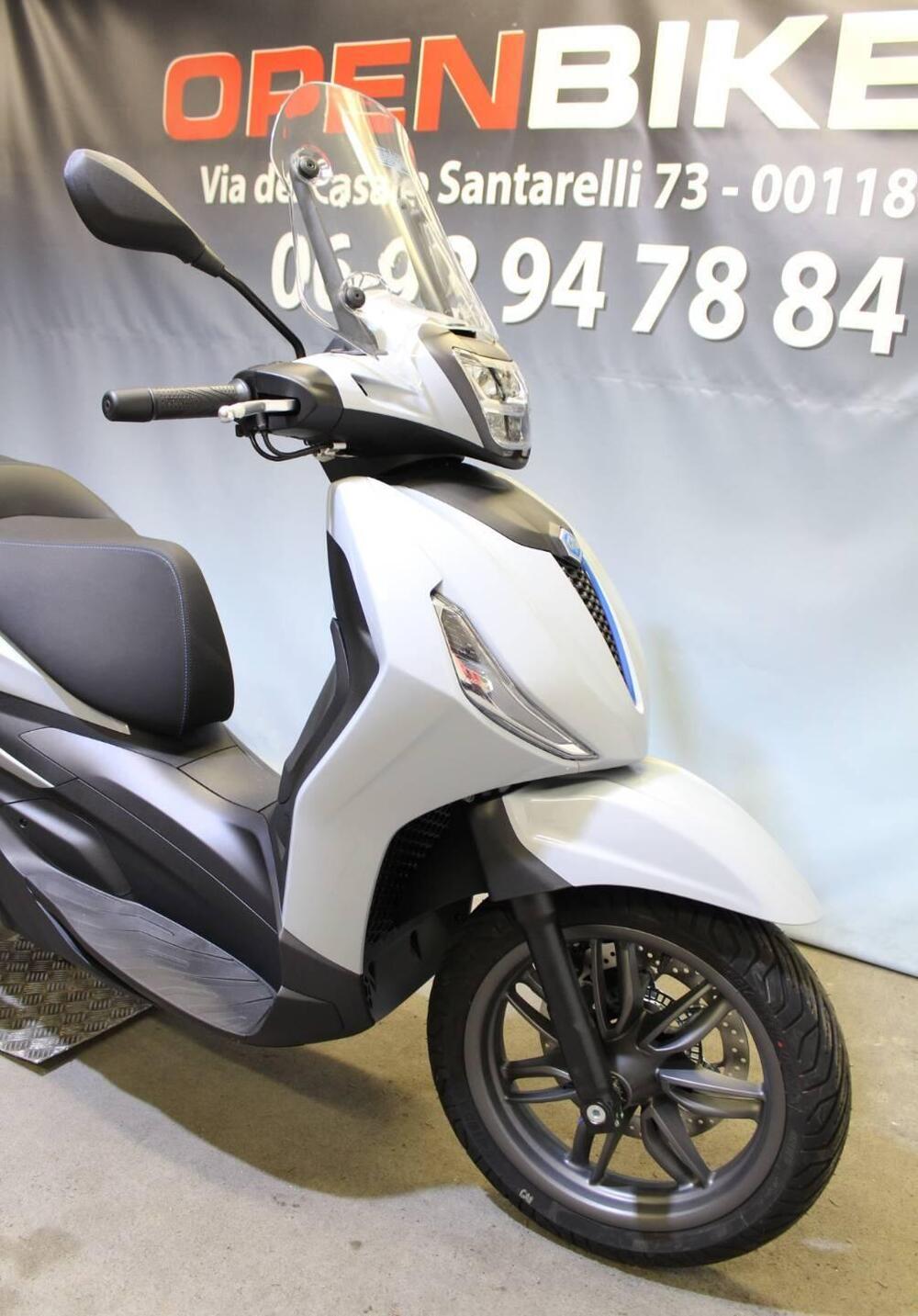 Piaggio Beverly 400 S (2025 - 26) (8)