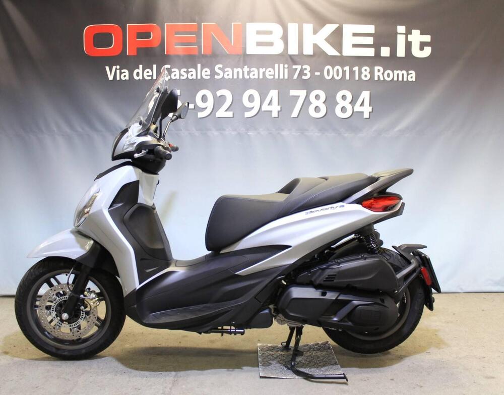 Piaggio Beverly 400 S (2025 - 26) (2)
