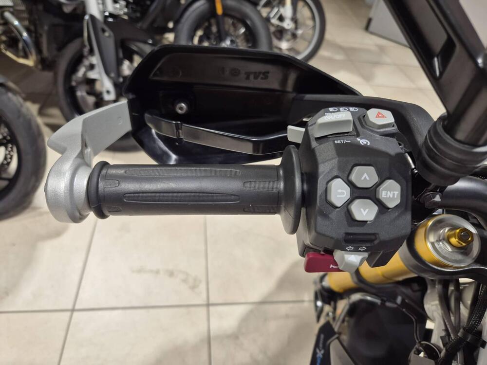 TVS Motor RTR 310 Plus (2024 - 26) (8)