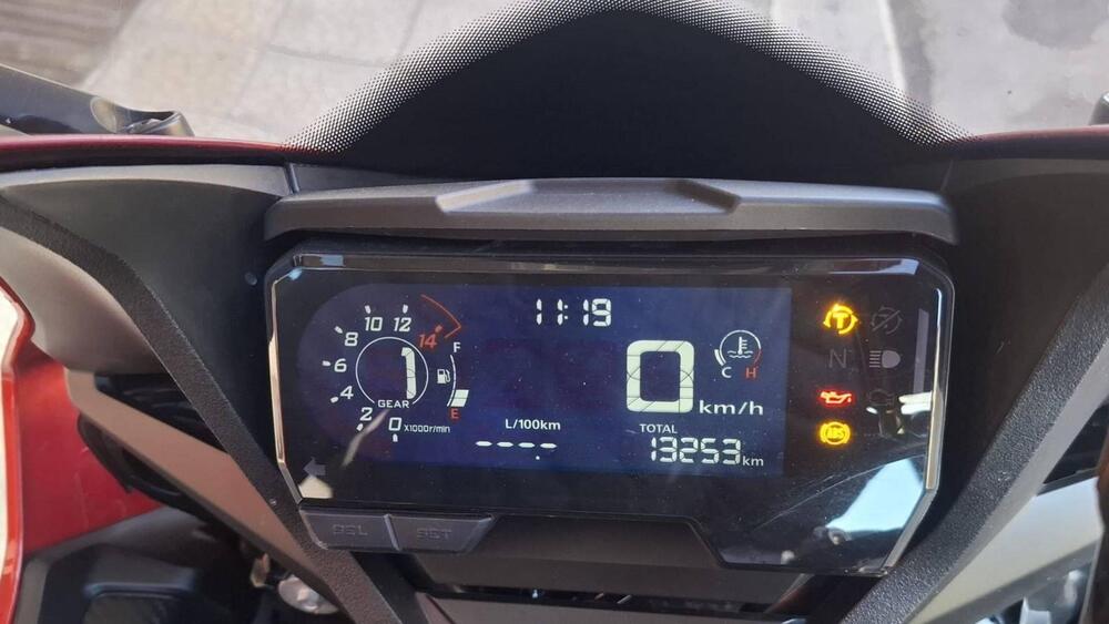 Honda CBR 650 R (2024 - 26) (4)