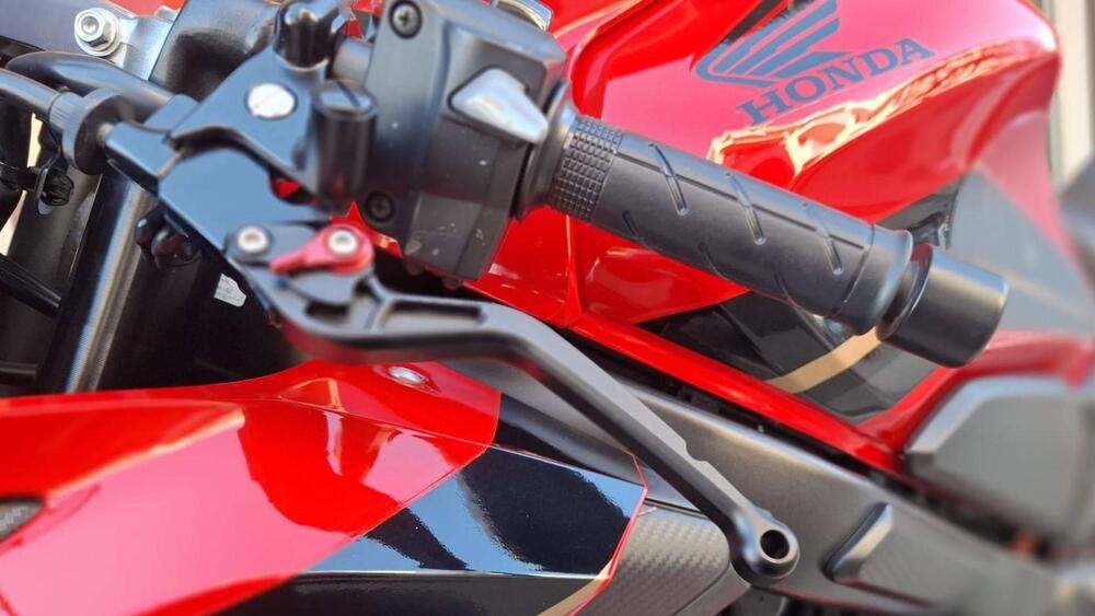 Honda CBR 650 R (2024 - 26) (11)