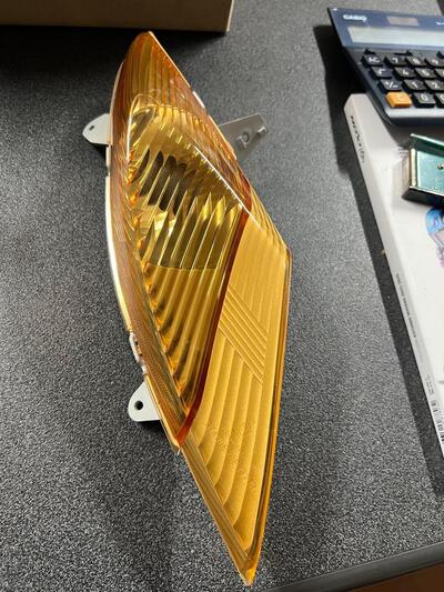 Suzuki Burgman 400 freccia ant.dx