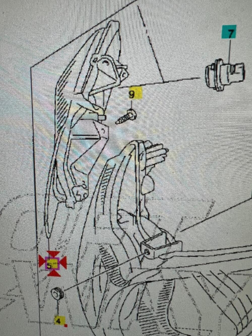 Suzuki Burgman 400 freccia ant.dx (5)