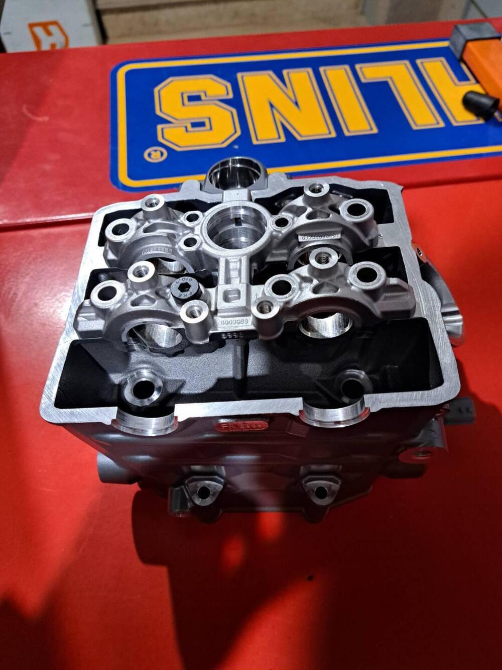 Testata motore KTM 1290 S.ADVENTURE (2)
