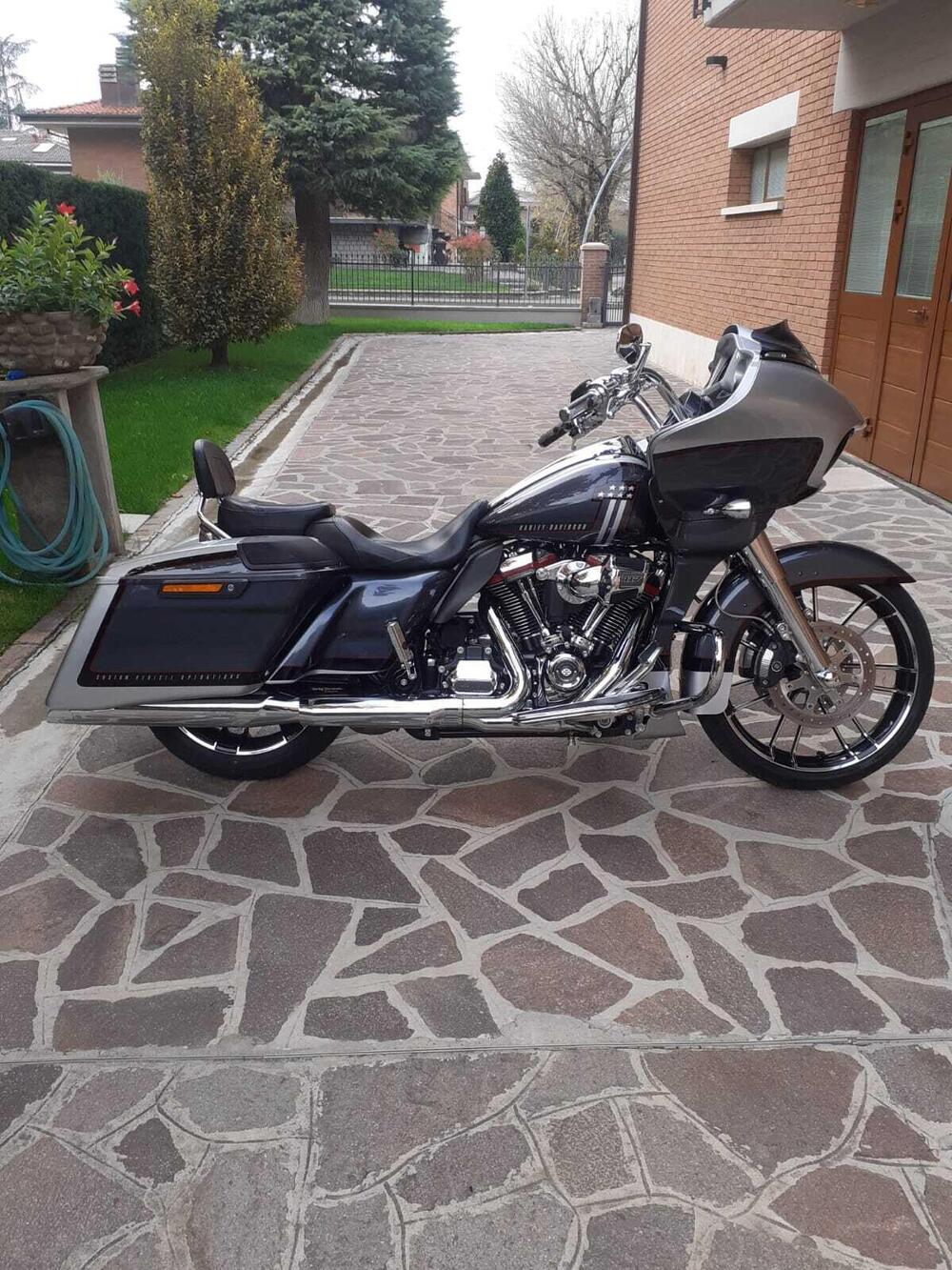Harley-Davidson 117 Road Glide (2018 - 19) - FLTRXSE (19)