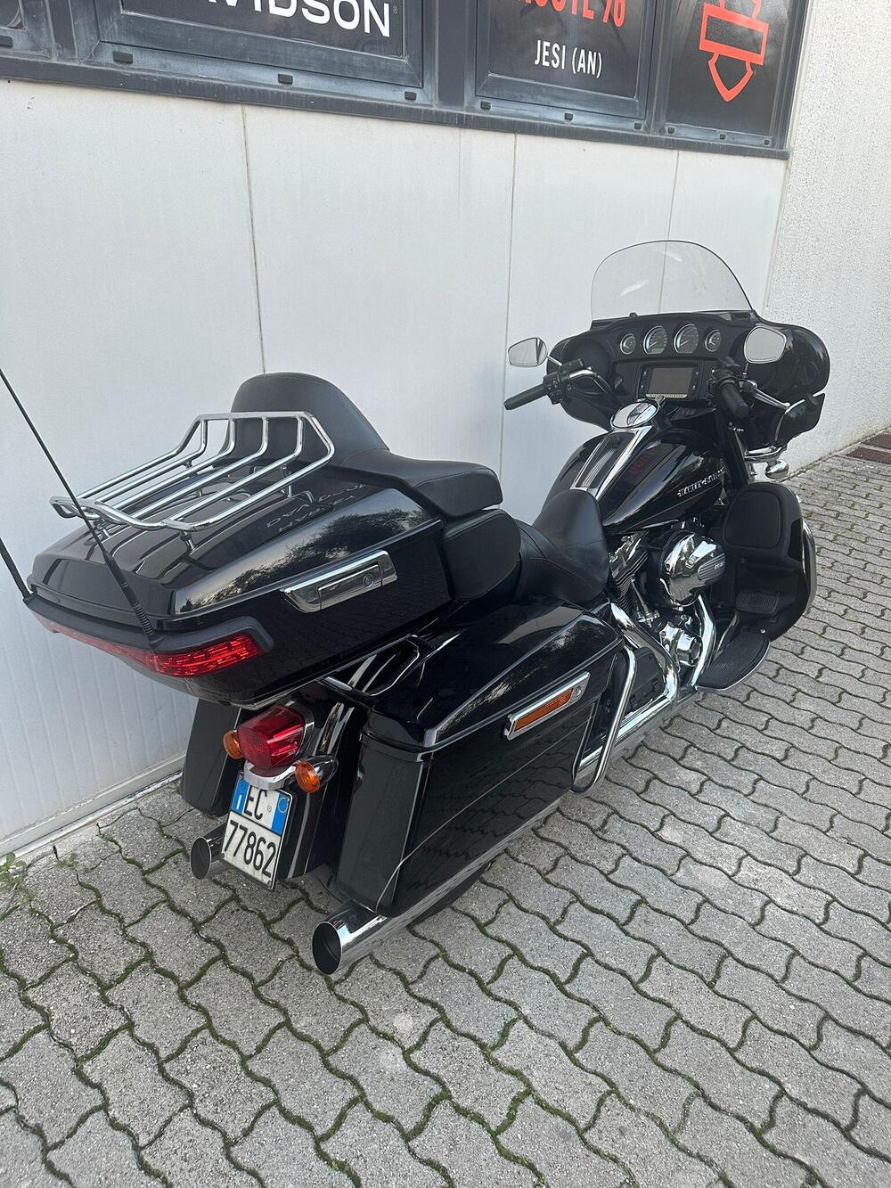 Harley-Davidson 1690 Electra Glide Ultra Limited (2014 - 15) - FLHTK (8)