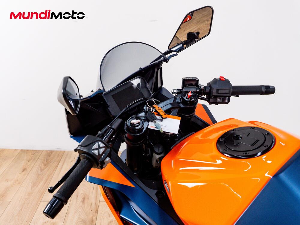 KTM RC 390 (2022 - 26) (11)