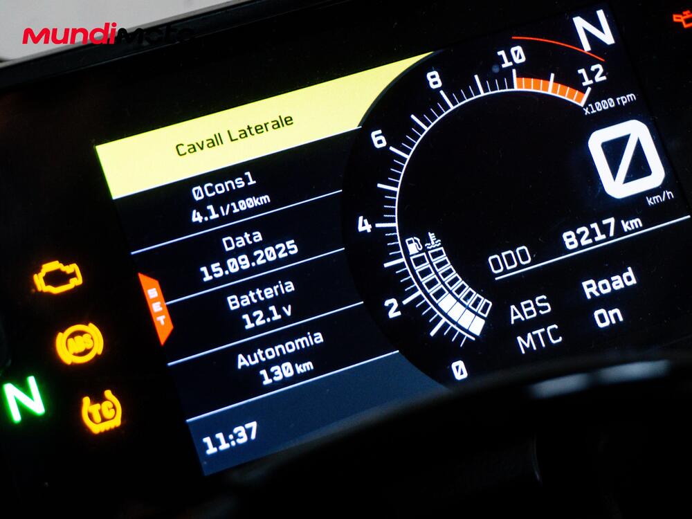 KTM RC 390 (2022 - 26) (12)