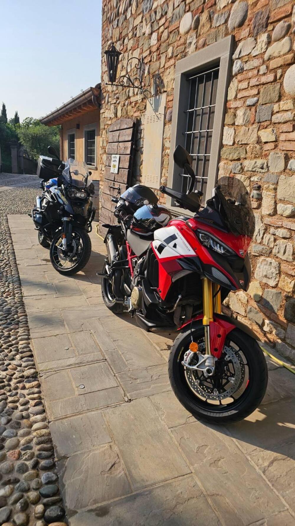 Ducati Multistrada V4 Pikes Peak (2021 - 24) (2)