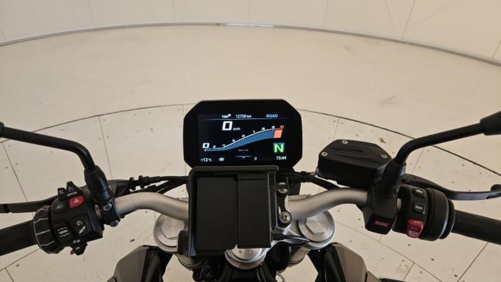 Bmw F 900 R (2021 - 24) (8)