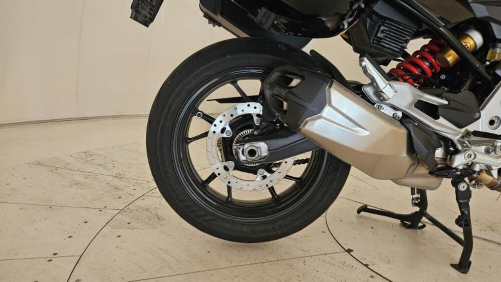 Bmw F 900 R (2021 - 24) (6)