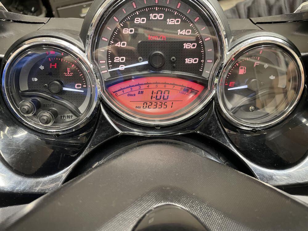 Yamaha T-Max 500 (2008 - 12) (3)