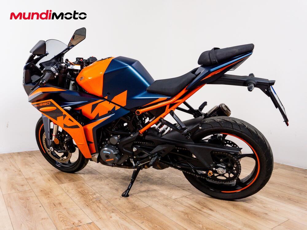 KTM RC 390 (2022 - 26) (7)