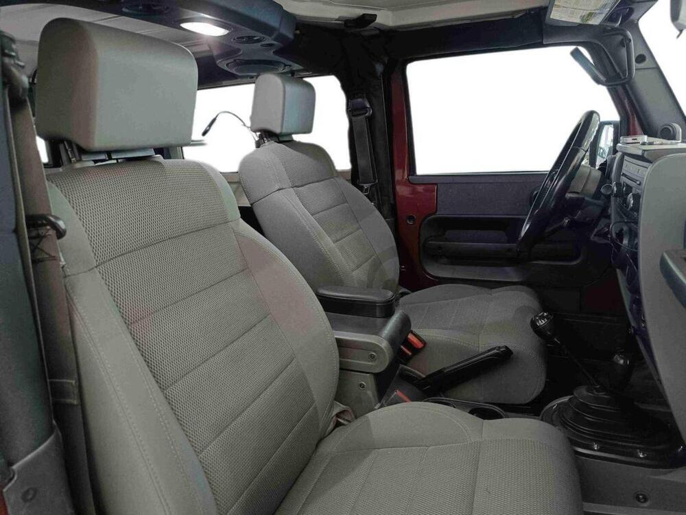 Jeep Wrangler usata a Catania (8)