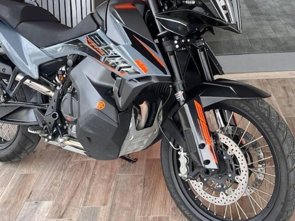KTM 890 Adventure (2022) (2)