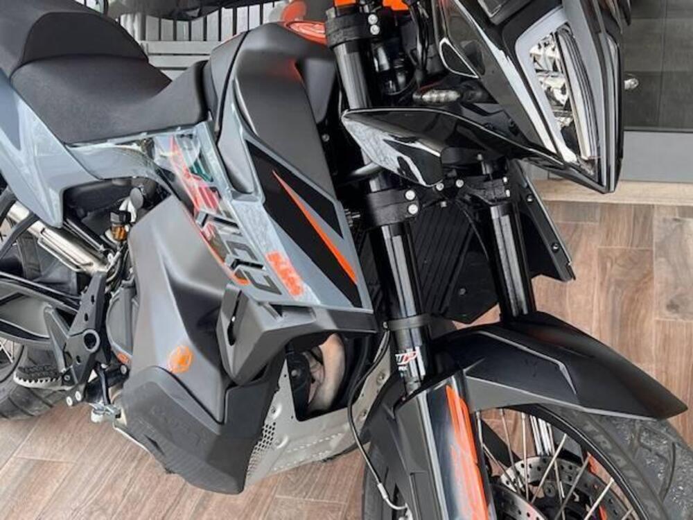 KTM 890 Adventure (2022) (3)