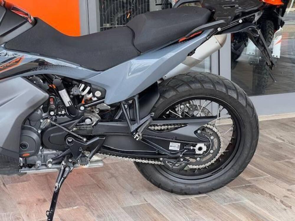 KTM 890 Adventure (2022) (9)