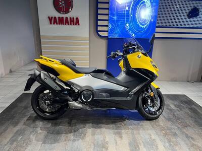 Yamaha T-Max 560 (2022 - 24) usata