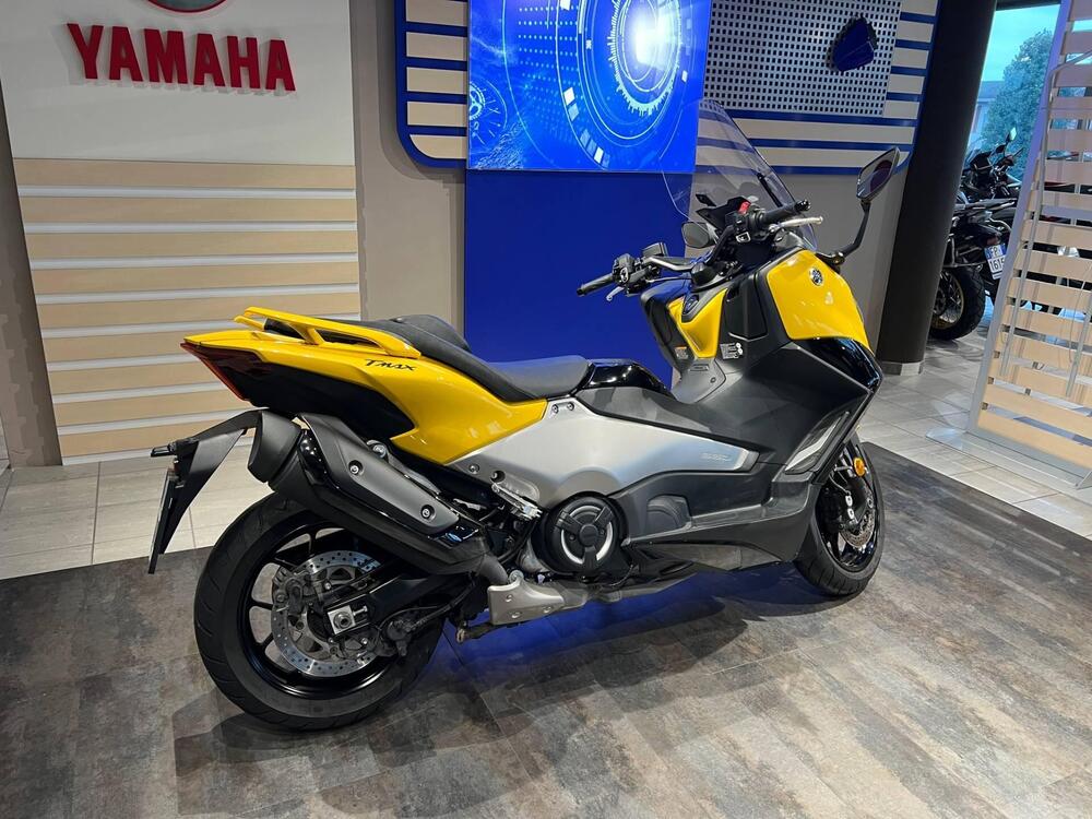 Yamaha T-Max 560 (2022 - 24) (4)