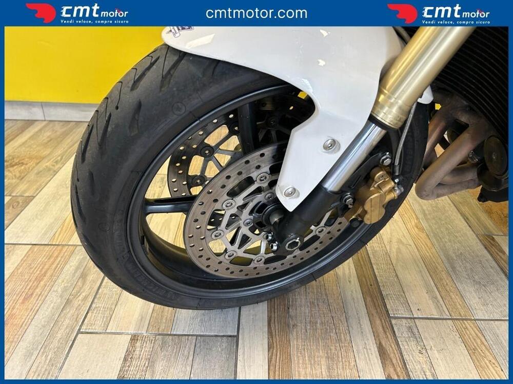 Triumph Street Triple (2007 - 12) (8)