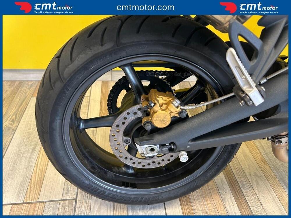 Triumph Street Triple (2007 - 12) (9)