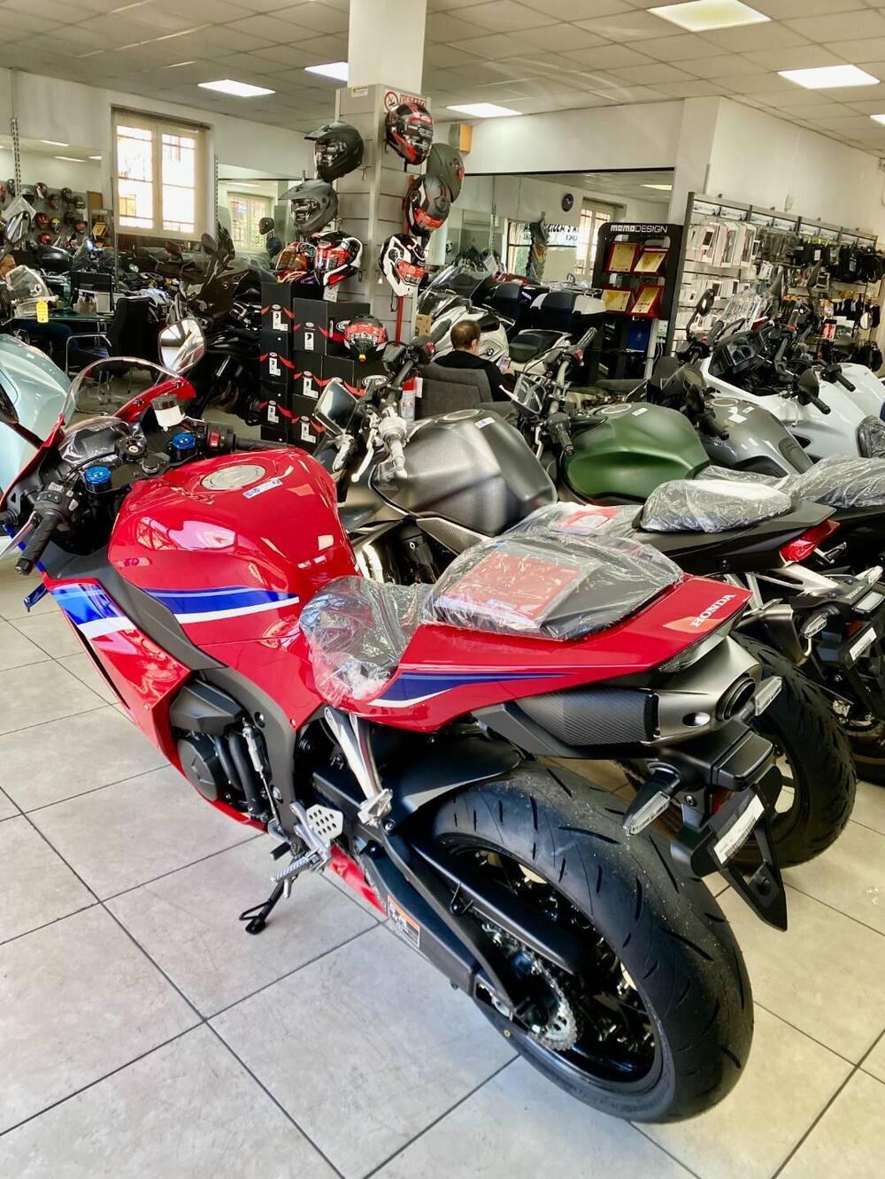 Honda CBR 600 RR (2024 - 26) (5)