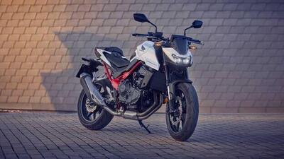 Honda CB 750 Hornet (2025) nuova