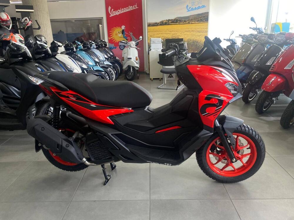 Aprilia SR GT 200 Sport (2025 - 26) (2)