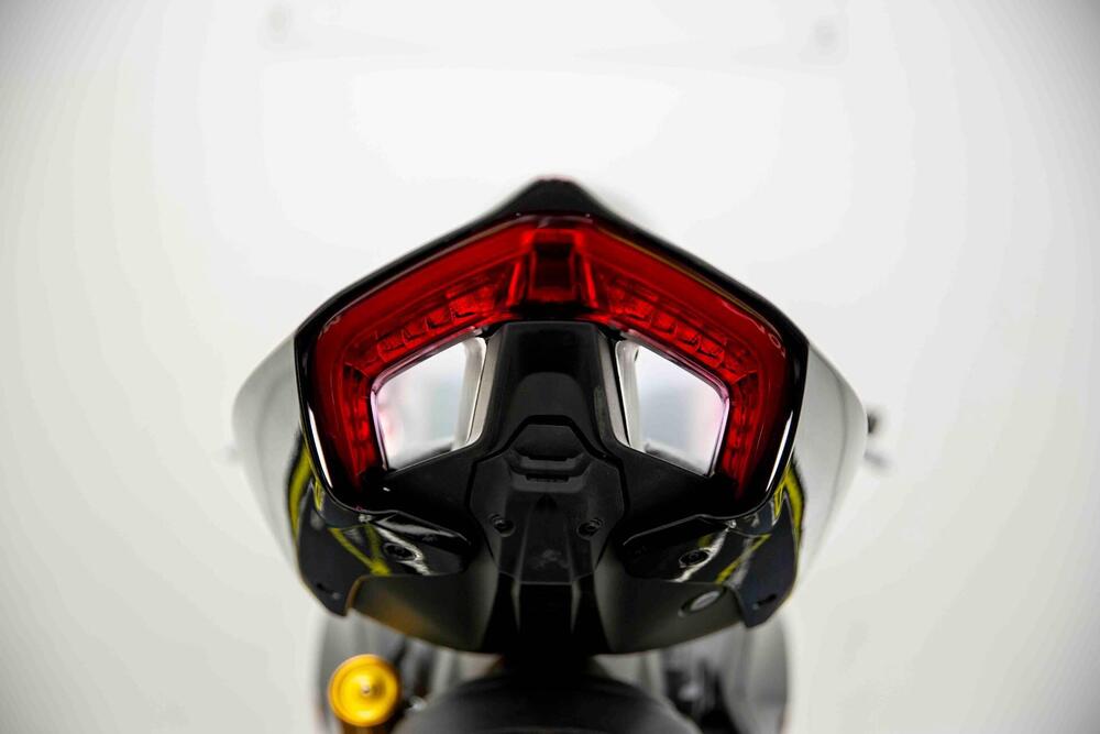 Ducati Panigale V2 Superquadro Final Edition (2024) (12)
