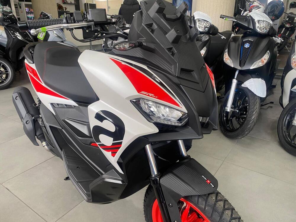 Aprilia SR GT 125 Sport (2025 - 26) (5)