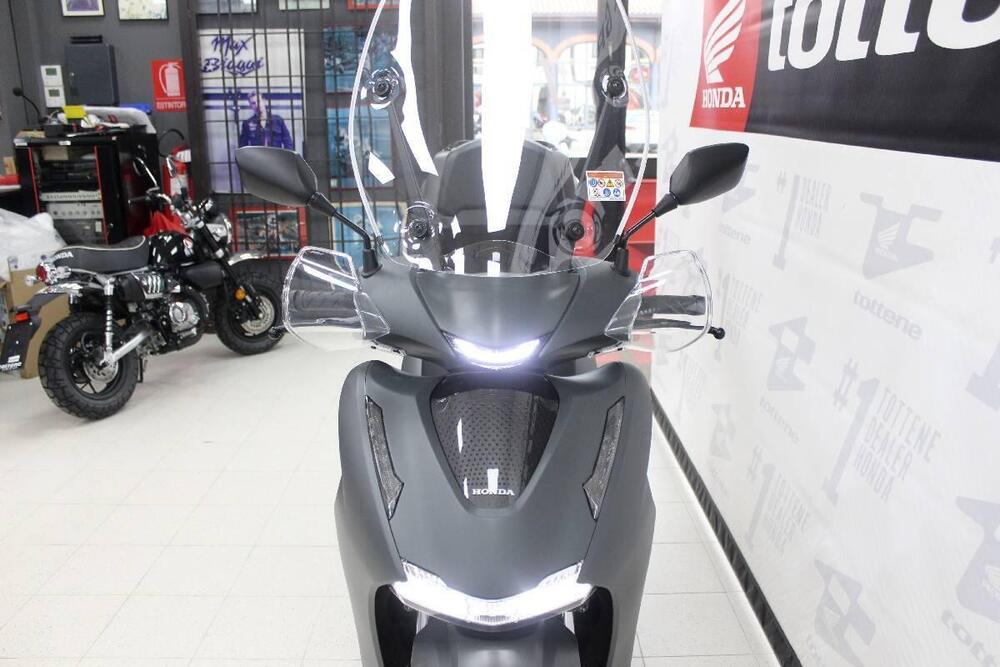 Honda SH 350i GT (2025 - 26) (4)