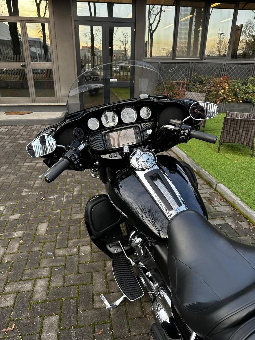 Harley-Davidson 107 Electra Glide Ultra Limited (2017 - 18) - FLHTK (4)