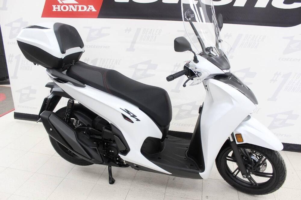 Honda SH 350i Sport (2025 - 26) (3)